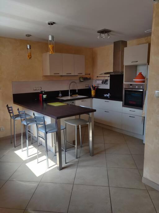 Maison Spacieuse Avec Billard Balneo Piano Talant Extérieur photo